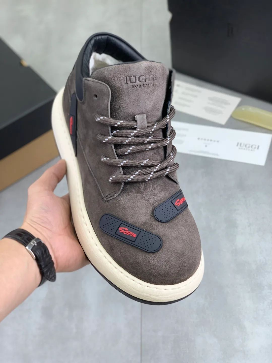 Men's men's shoes 💰P660 New arrival 🆕🆕🆕 IUGGI winter 🎄Q version ugly band-aid rhubarb boots men's trendy brand matte leather Martin boots high-top thick-soled big-toe shoes original designer cock-toe boots winter new retro men's shoes trendy and fashionable thick-soled bread shoes non-slip and wear-resistant Size: 39-44